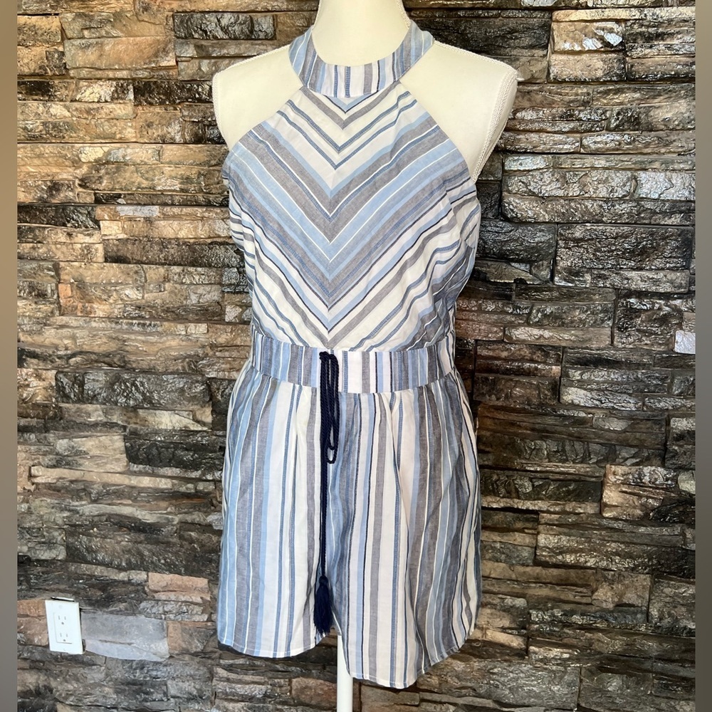 Crystal Sky Halter Romper in Navy and White - Picture 6 of 14